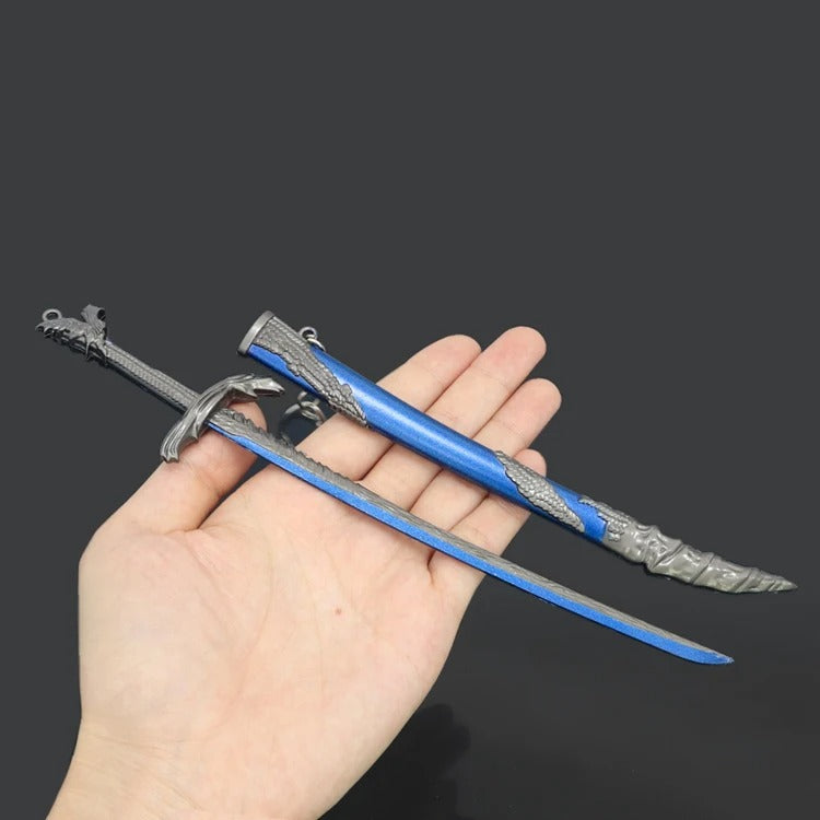 Elden Ring Katana and Daggers